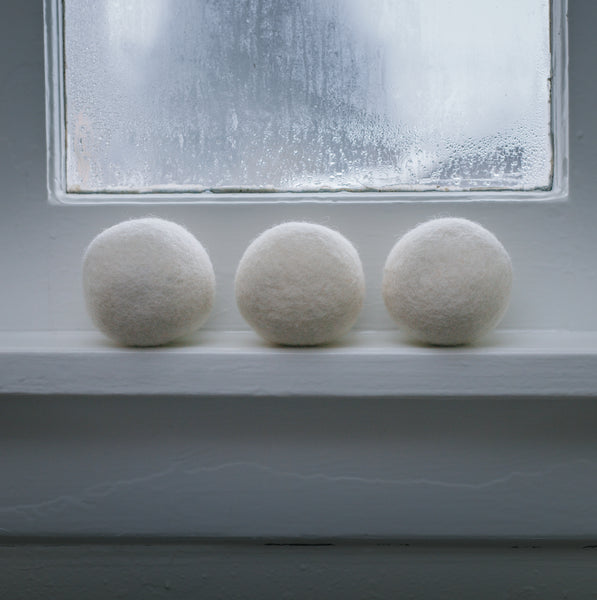 laundry, fresh, clean, essential, natural, home goods, home, house, dirt, dirty, white, cotton, freshness, cleaner